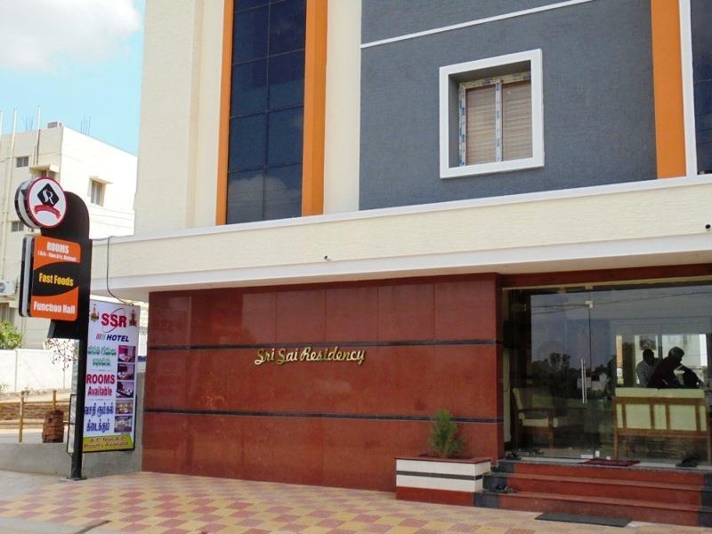 SSR Hotel Srikalahasti Bagian luar foto